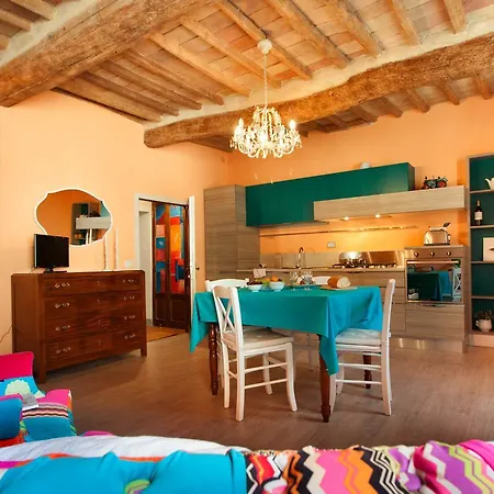 La Casina Di Elena, Romantic In Apartment San Gimignano