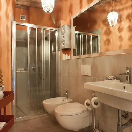 La Casina Di Elena, Romantic In 산지미냐노