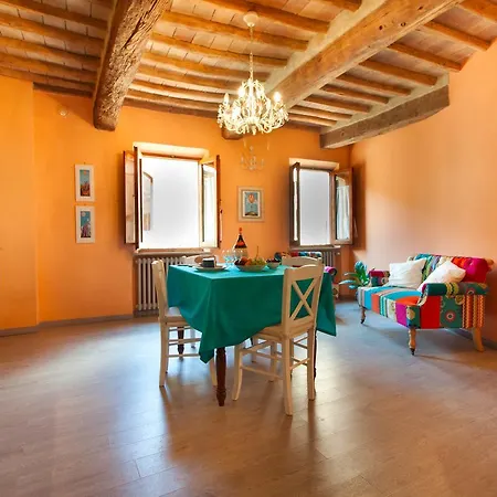La Casina Di Elena, Romantic In Apartment